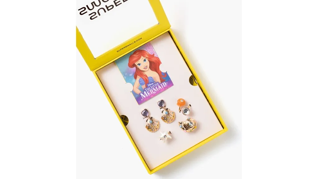 I set di gioielli Super Smalls Disney sono per le piccole principesse