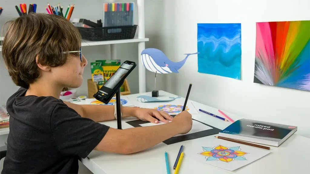I bambini possono usare la realtà aumentata per l'espressione creativa