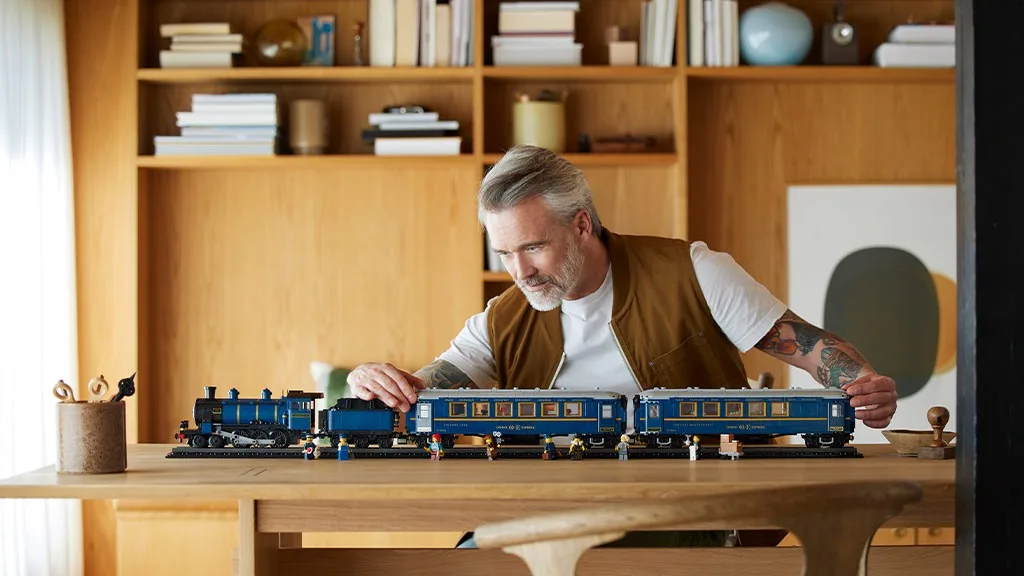 Decolla sul set LEGO Orient Express!