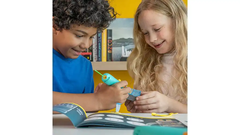 4 unità 3Doodler a trazione STEM per far scoccare la scintilla della creatività