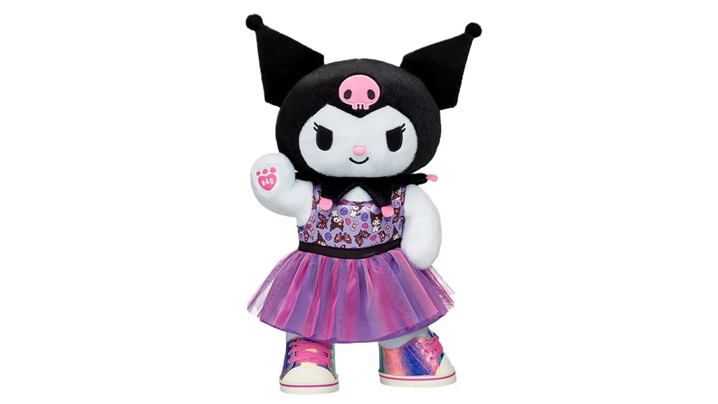 I bambini possono riempire e vestire tre nuovi amici Sanrio al Build-A-Bear Workshop.