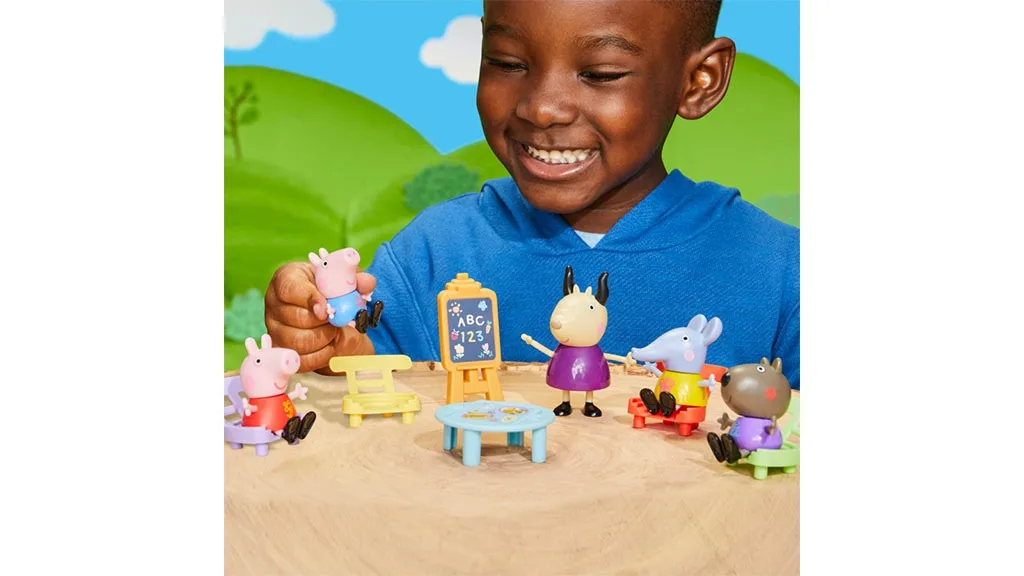 Hasbro porta il divertimento con i set di gioco Peppa Pig