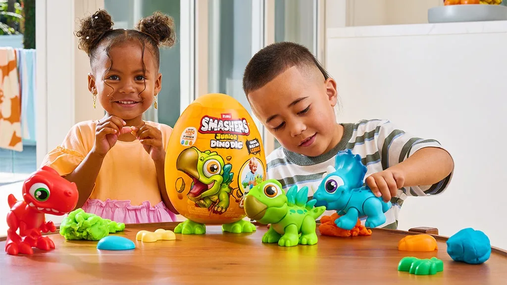 La nuova serie Smashers di ZURU contiene i cuccioli di dinosauro più adorabili