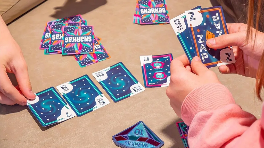 Aggiungi Snarkast all'equazione per una serata di gioco da tavolo emozionante