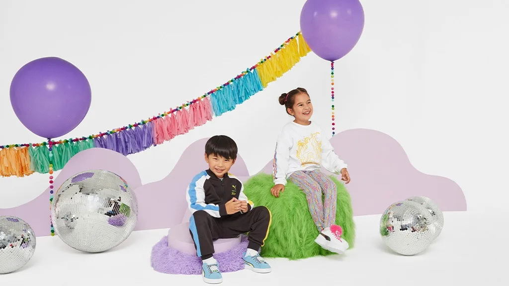 I bambini possono indossare i loro personaggi preferiti di "Trolls" nella nuova collaborazione con PUMA