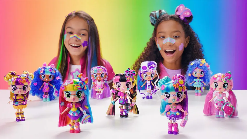 Le Cepia Decora Girlz portano colore al gioco