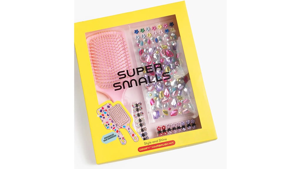 I bambini possono combinare bellezza e scintillio con i nuovi kit creativi di Super Smalls