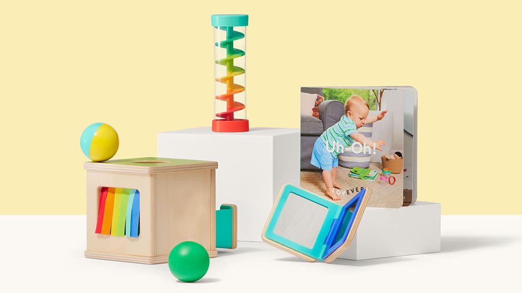 Aiuta il tuo bambino a raggiungere le tappe dello sviluppo con i Mini Set della Lovevery Play Collection!