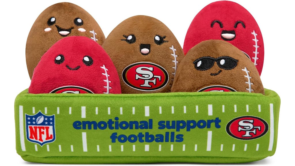 Scopri i nuovi peluche emotivi NFL di Relatable!