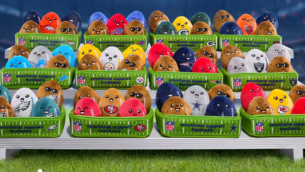 Scopri i nuovi peluche emotivi NFL di Relatable!