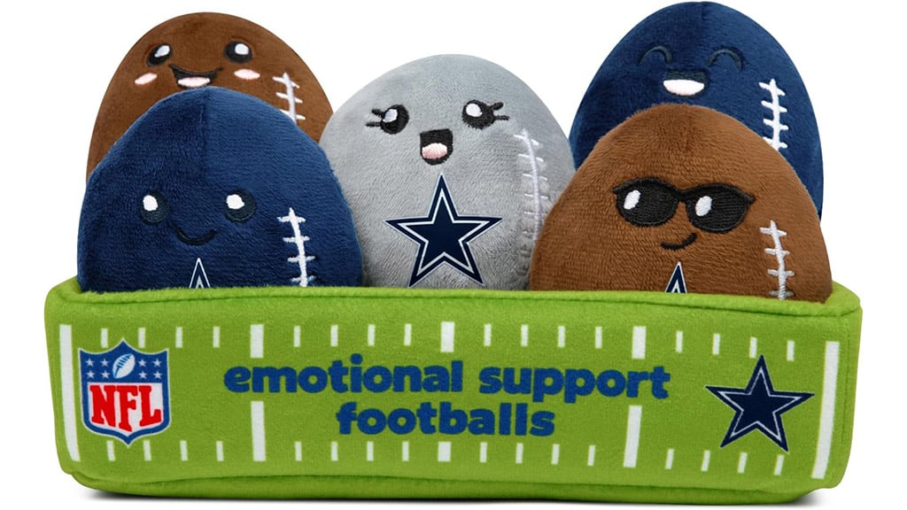 Scopri i nuovi peluche emotivi NFL di Relatable!
