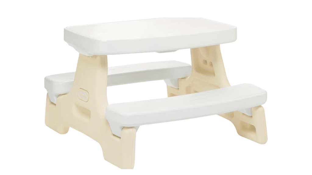 Naviga, rilassati e gioca con la nuova collezione Cloud di Little Tikes