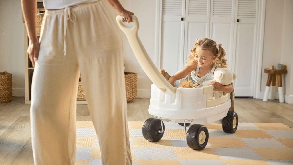 Naviga, rilassati e gioca con la nuova collezione Cloud di Little Tikes