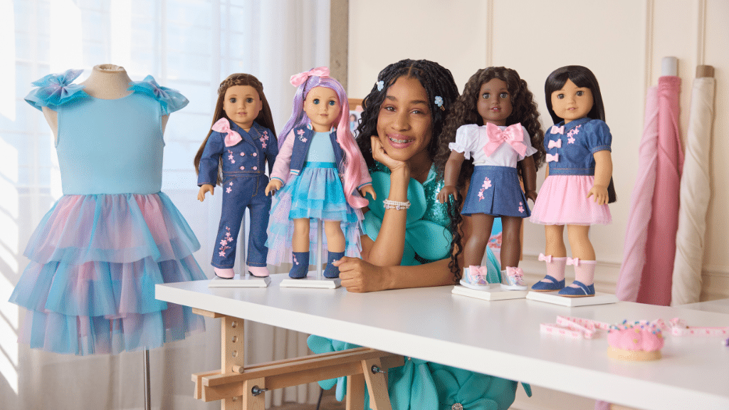 Le bambole American Girl saranno stilose grazie ai vestiti di Brooke Sumpter