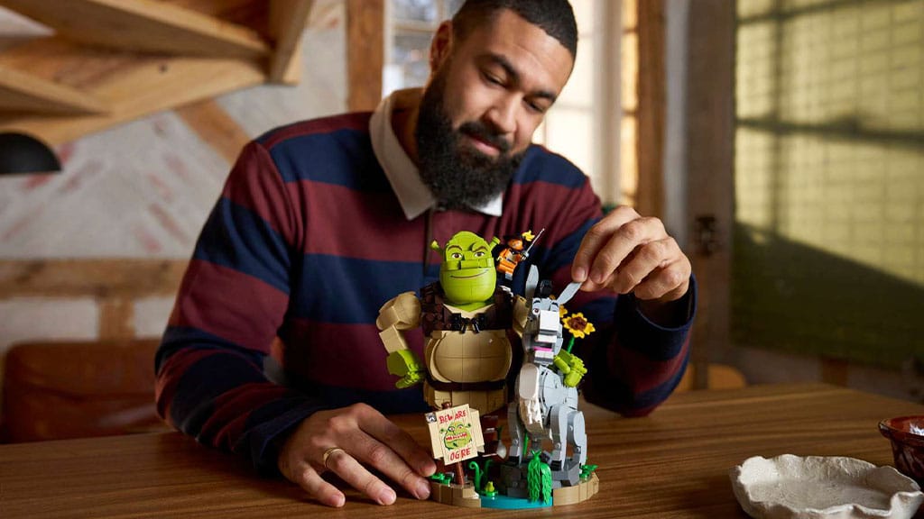Il set LEGO Ideas di Shrek, Asino e Gatto con Stivali