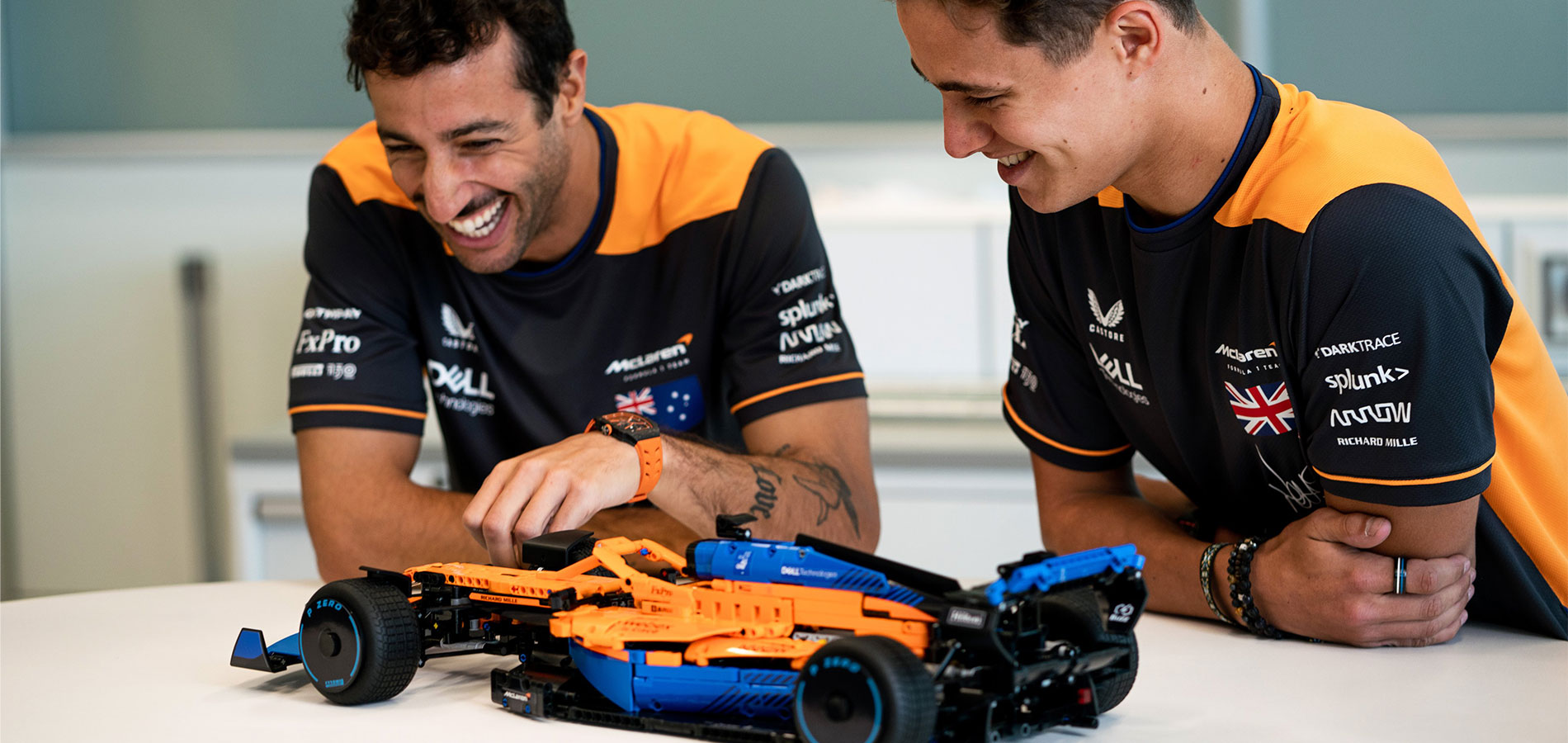LEGO® Technic e la squadra McLaren F1 hanno creato un giocattolo insieme