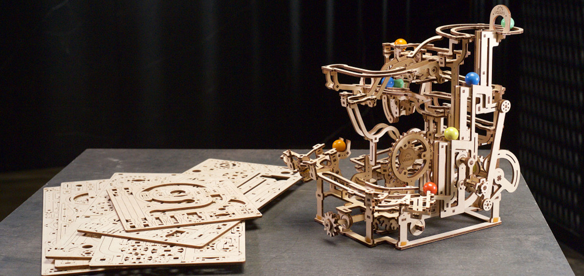 Gli ingranaggi continuano a girare presso il produttore ucraino di puzzle Ugears