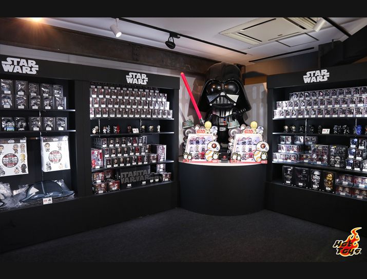 Star Wars: Gli Ultimi Jedi - negozio ufficiale Hot Toys aperto a Tokyo!