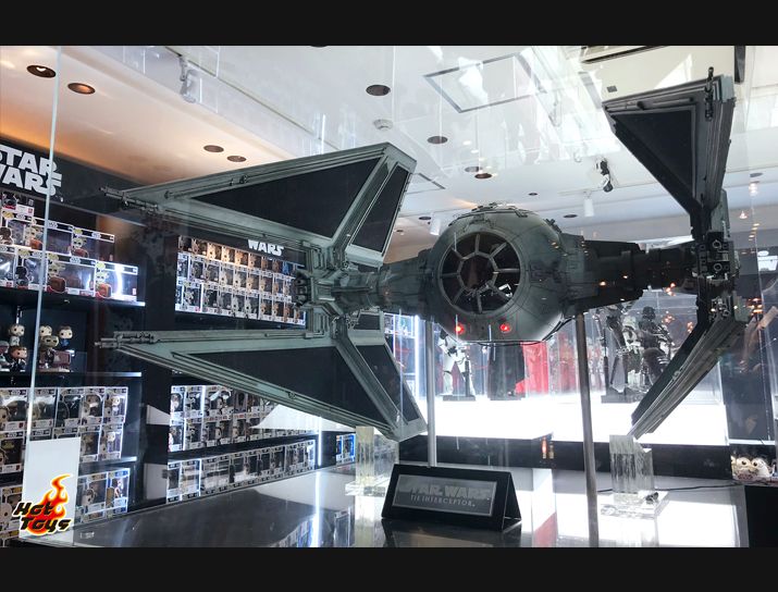Star Wars: Gli Ultimi Jedi - negozio ufficiale Hot Toys aperto a Tokyo!