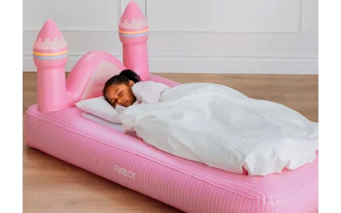 Ingrandisci i sogni con i letti per pigiama party in edizione limitata di Funboy!