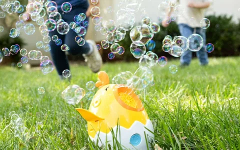 Pulcino soffiatore di bolle di sapone danzanti Maxx Bubbles