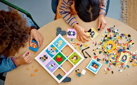 ToyMonster lancia i Fugglers dei Laboratori Stravaganti