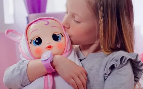 I bambini possono scoprire le loro abilità speciali con i medaglioni delle principesse Disney di Super Smalls