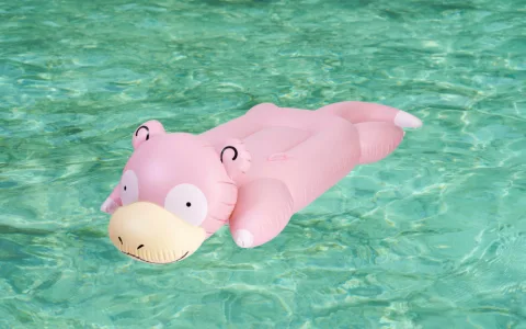 I bambini possono rilassarsi nelle poltrone a sacco Squishmallows