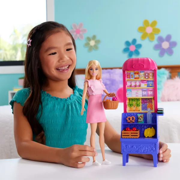 Barbie e Teresa: La ricetta dell’amicizia - Set di gioco Il banco delle delizie di Barbie - Mattel immagine 3