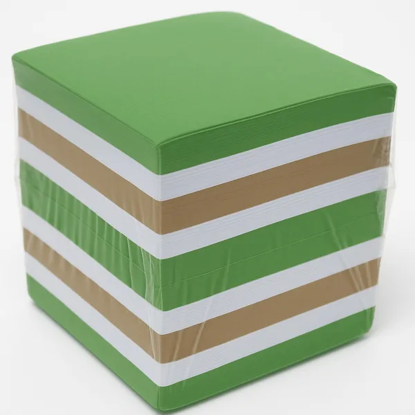 Blocchetto di fogli adesivi colorati, 900 fogli, 8,5x8,5x8,5 cm immagine 1