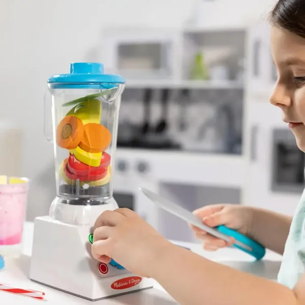 Frullatore per smoothie con accessori in legno - Melissa & Doug immagine 4