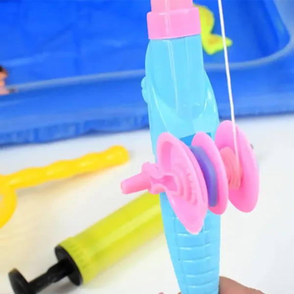Gioco di pesca con piscina gonfiabile e canna da pesca telescopica immagine 6