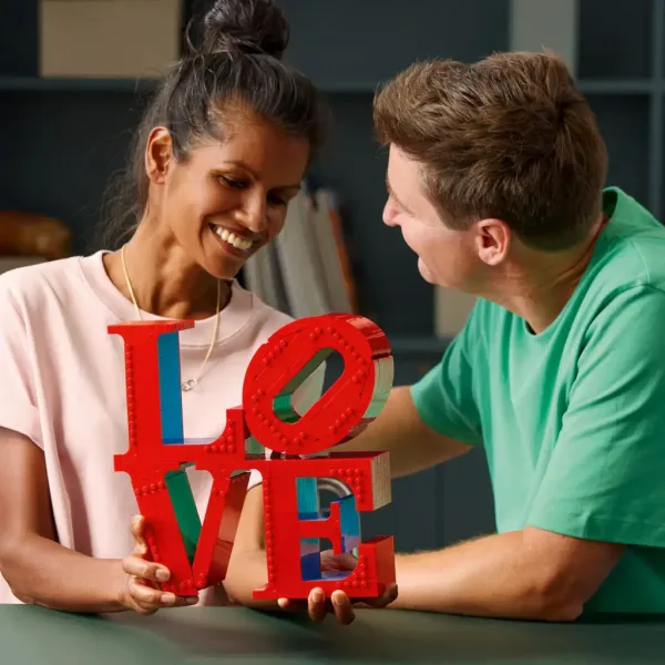 LEGO® ART: LOVE decorazione scritta (31214) immagine 3
