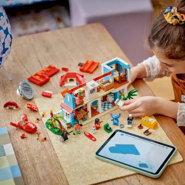 LEGO® Disney: Casa sulla spiaggia di Lilo e Stitch (43268) immagine 4