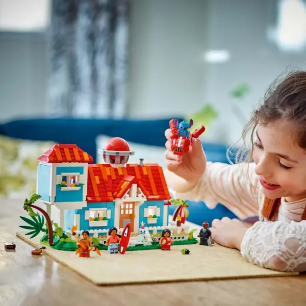 LEGO® Disney: Casa sulla spiaggia di Lilo e Stitch (43268) immagine 5