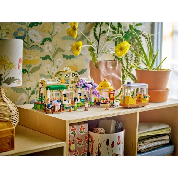 LEGO® Friends: Caffetteria botanica e negozio di fiori (42671) immagine 8