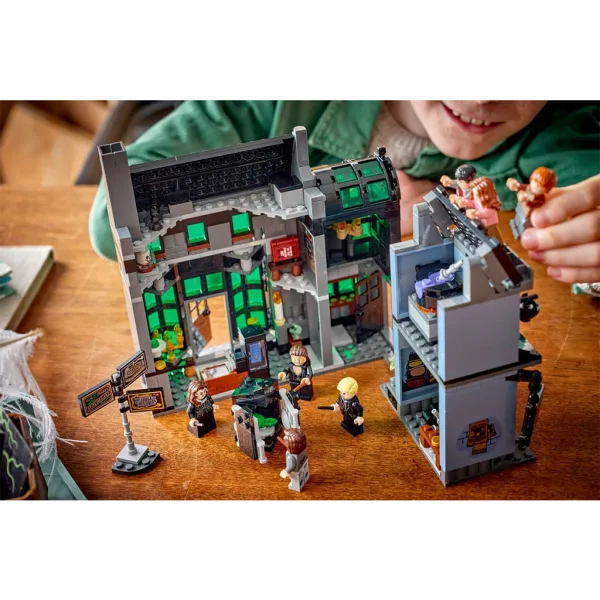 LEGO® Harry Potter™: I negozi dei maghi di Zsebpiszok köz™ (76471) immagine 6