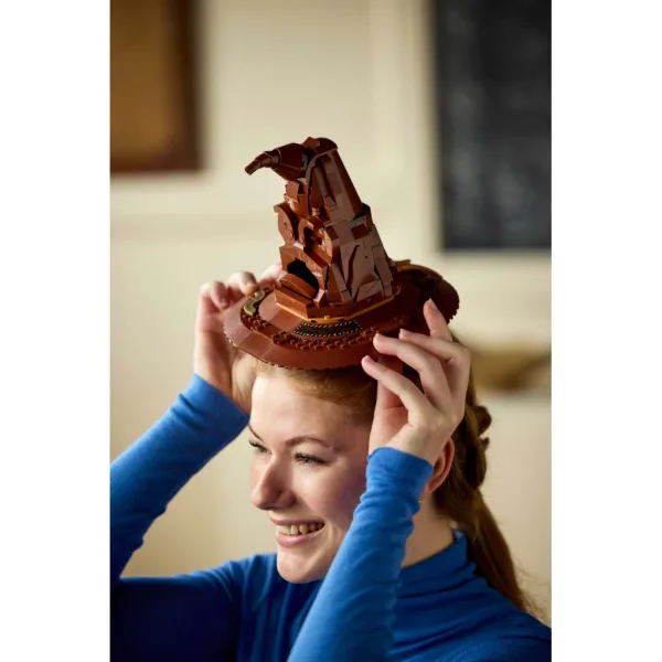 LEGO® Harry Potter™: Il Cappello Parlante™ (76429) immagine 6