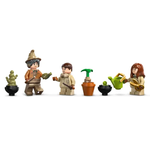 LEGO® Harry Potter: Castello di Hogwarts™: Lezione di Erbologia (76445) immagine 6
