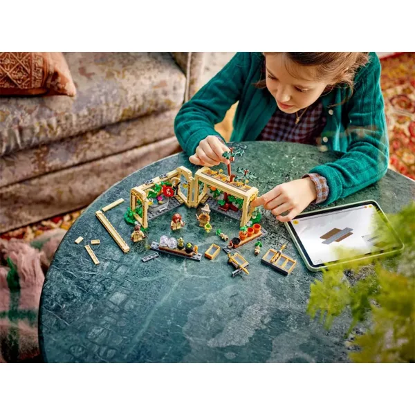 LEGO® Harry Potter: Castello di Hogwarts™: Lezione di Erbologia (76445) immagine 8