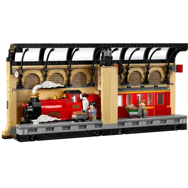 LEGO® Harry Potter: L’angolo dei libri: Espresso per Hogwarts™ (76450) immagine 3