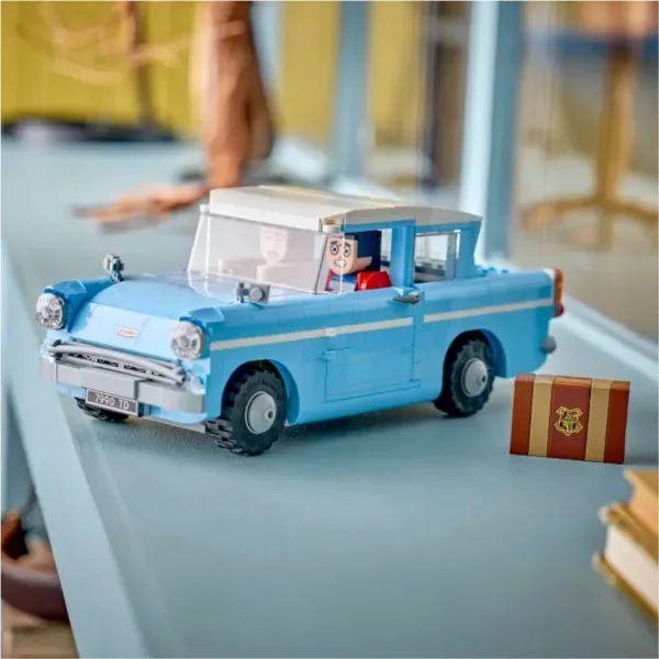 LEGO® Harry Potter: La Ford Anglia™ volante incantata (76470) immagine 5
