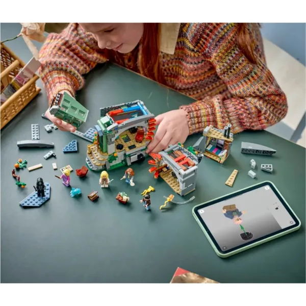 LEGO® Harry Potter: La casa di Luna Lovegood (76467) immagine 5
