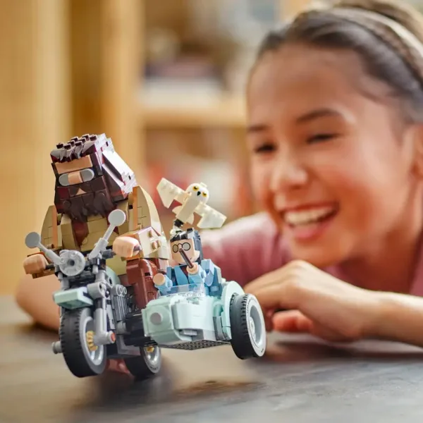 LEGO® Harry Potter: Le avventure in moto di Hagrid™ e Harry (76443) immagine 4