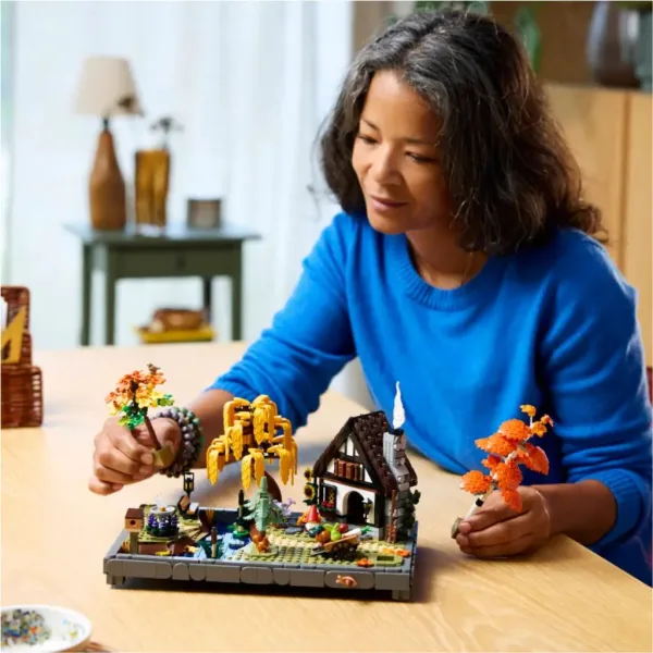 LEGO® Icons: Giardino autunnale con casetta (11372) immagine 4