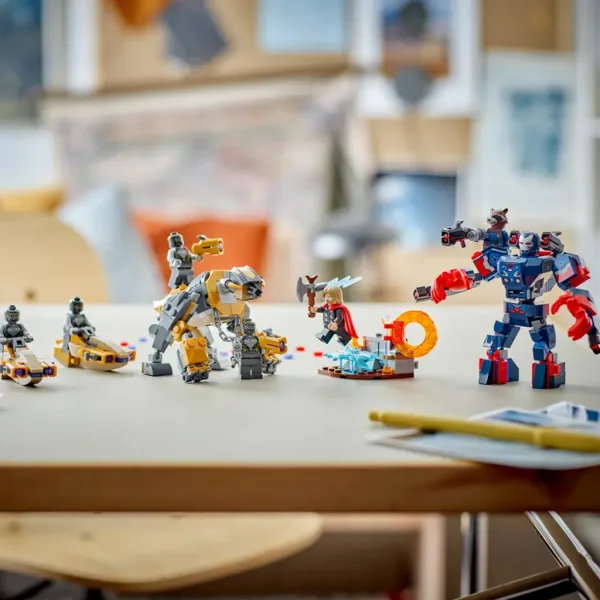 LEGO® Marvel: Avengers: Endgame Thor contro i guerrieri Chitauri (76322) immagine 5