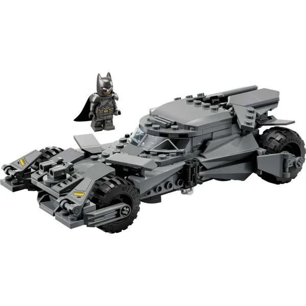 LEGO® Marvel: Batman contro Superman™: Batmobile™ (76331) immagine 4