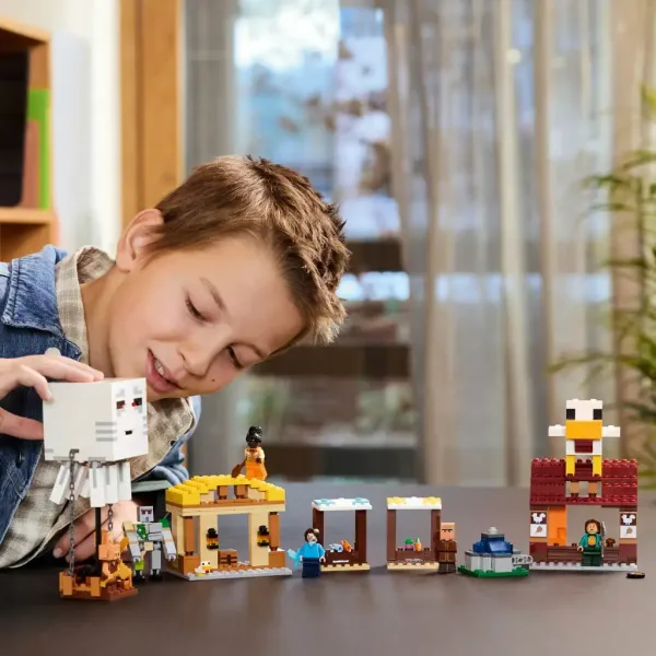 LEGO® Minecraft: Lattacco del dirigibile fantasma e del villaggio (21273) immagine 4