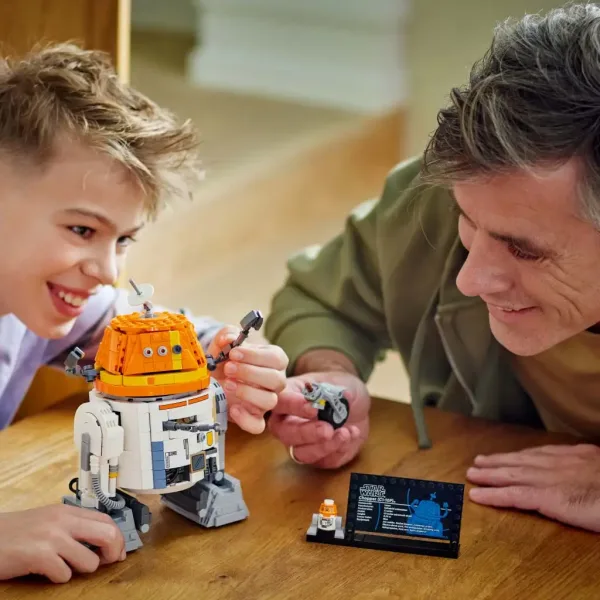 LEGO® Star Wars™: Droid astromeccanico Chopper (C1-10P)™ (75416) immagine 4