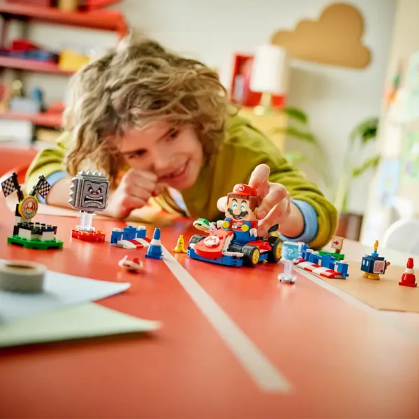 LEGO® Super Mario™: LEGO® Mario™ interattivo e Kart Standard (72043) immagine 7